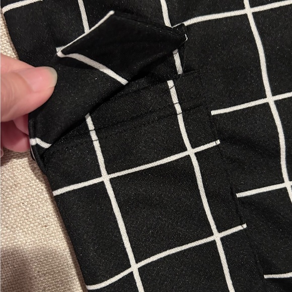 Shein pants - Picture 4 of 6